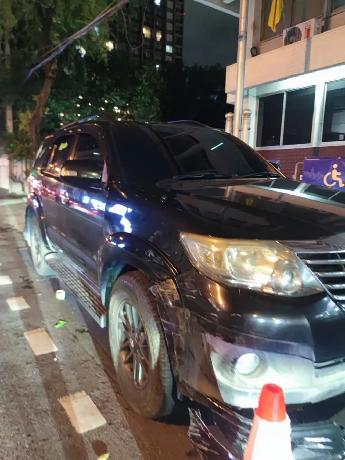 Driver suffers stroke Thailand (4)