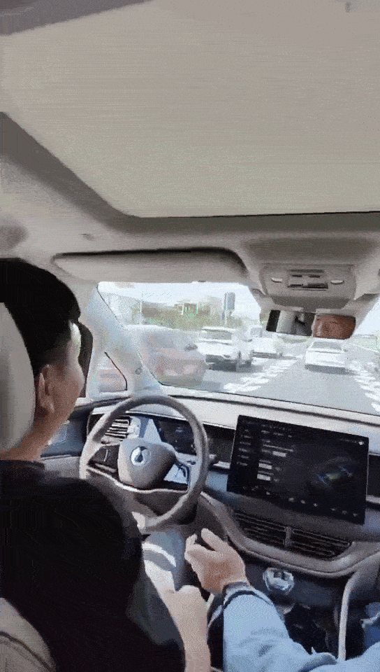 Self-driving car rear-ends (2)