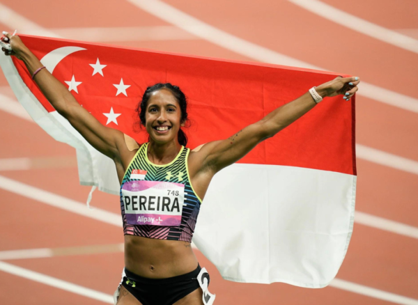 shanti pereira represents sg in 200m sprint heat