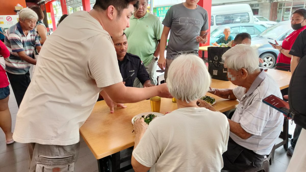 elderly restaurant meal