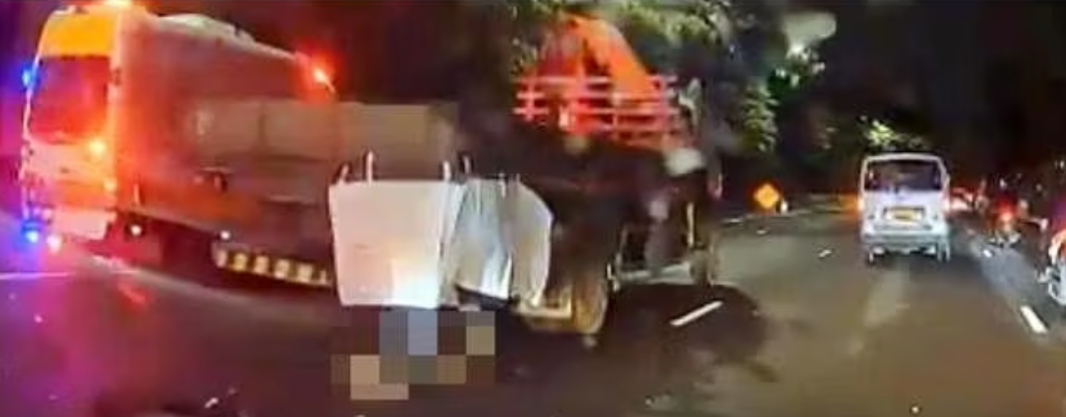 28-year-old motorcyclist dies after getting trapped under wheels of ...