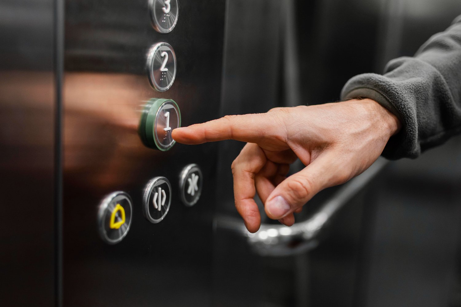 employee leaving work lift