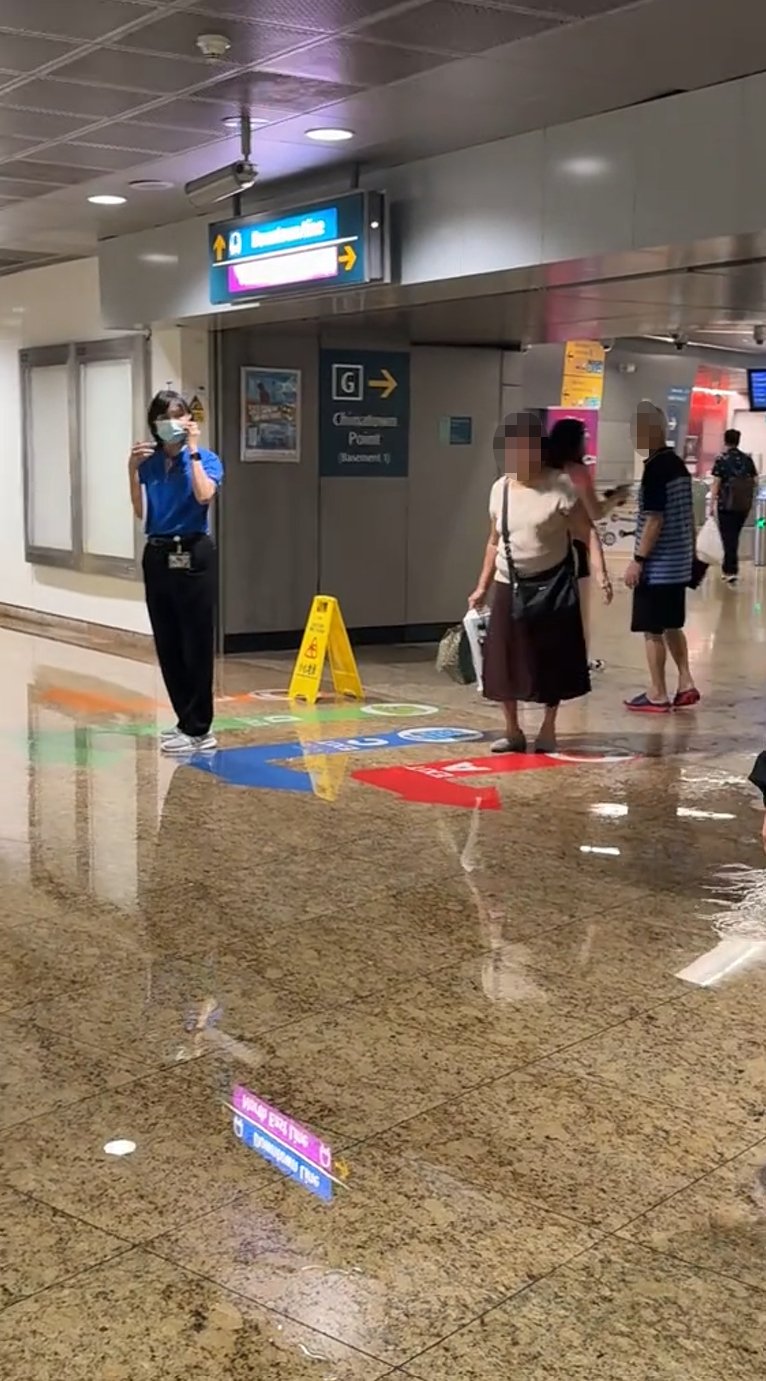 chinatown mrt water