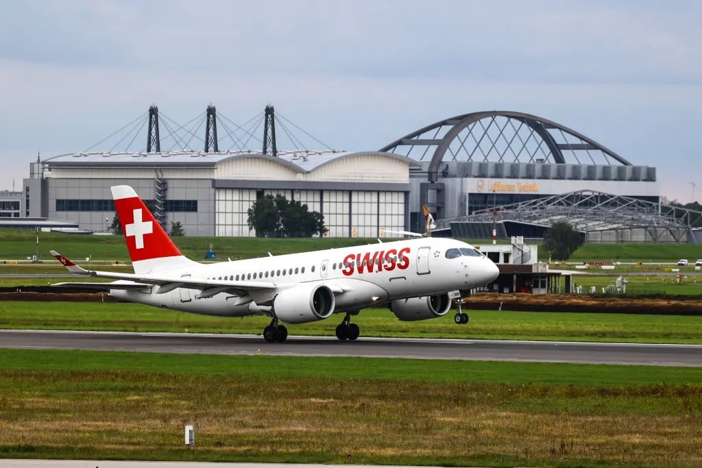 flight leaks couple sex swiss air