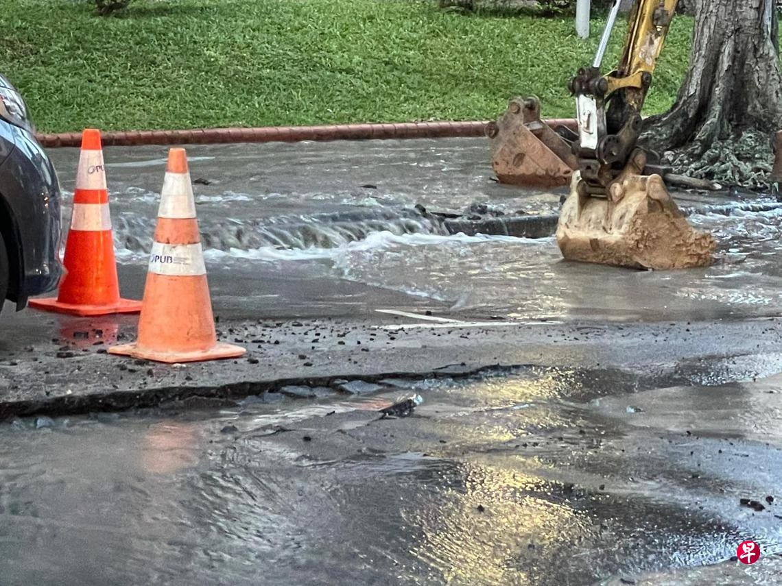 little india water pipe