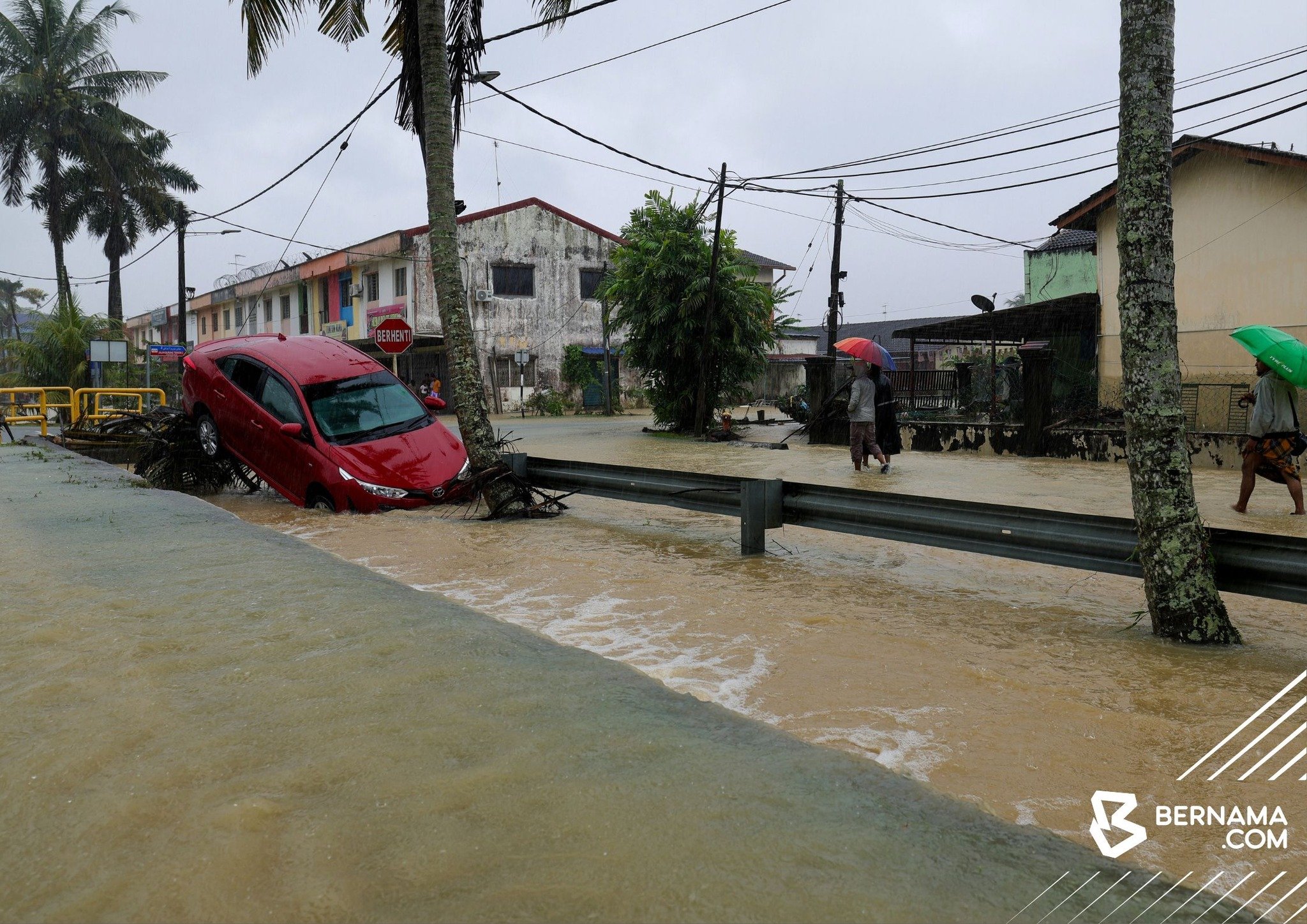 flash floods johor 