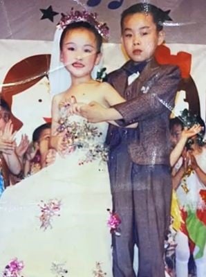 kindergarten fake-real wedding childhood photo 