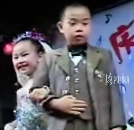 kindergarten real wedding