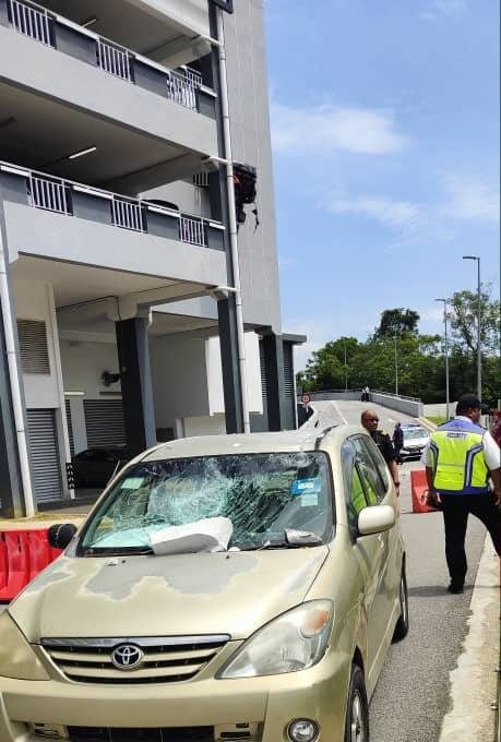 car hospital car park
