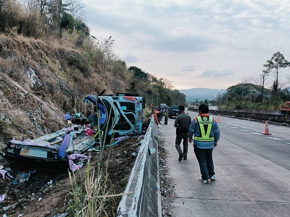tour bus overturned thailand