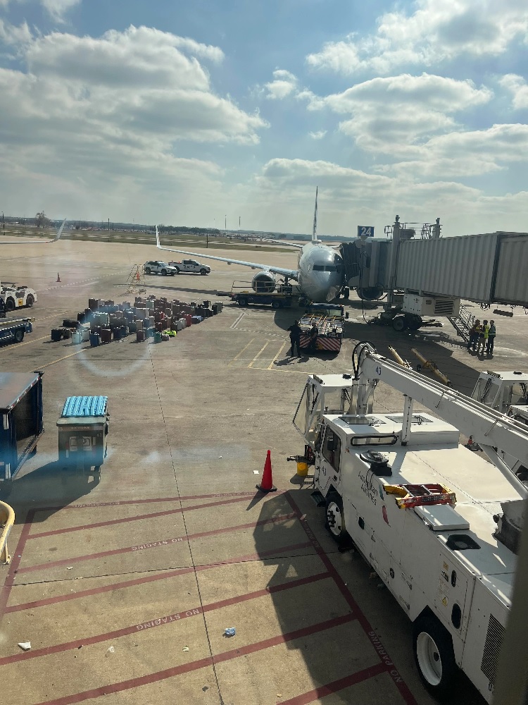 bomb wi-fi american airlines luggage