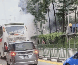 jurong west car catches fire
