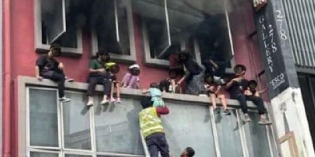 River Valley school thanks 17 teachers for risking safety to evacuate ...