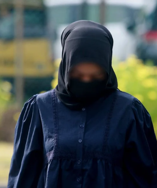 teenager disposing newborn