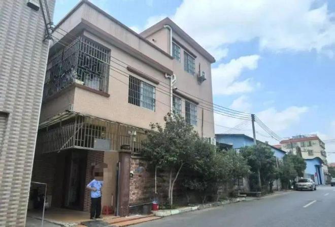 86-year-old son's girlfriend