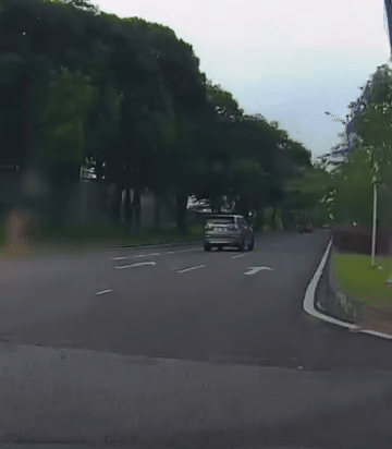 young man jogs naked (1)