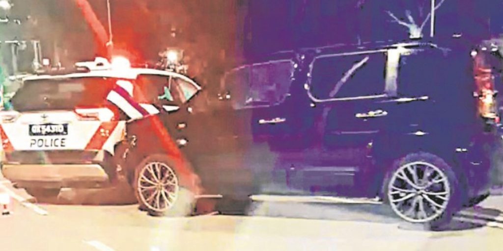 Car crashes into police vehicle near Orchard Road, driver arrested for ...