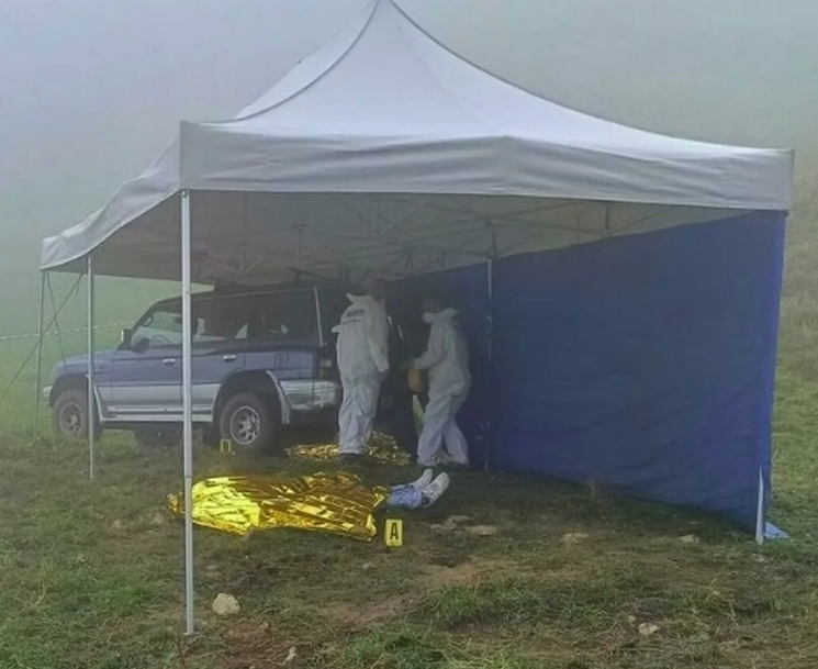 lumberjack beheaded himself chainsaw