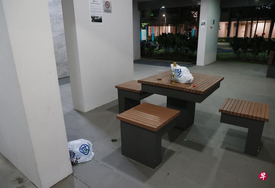 bukit batok void deck