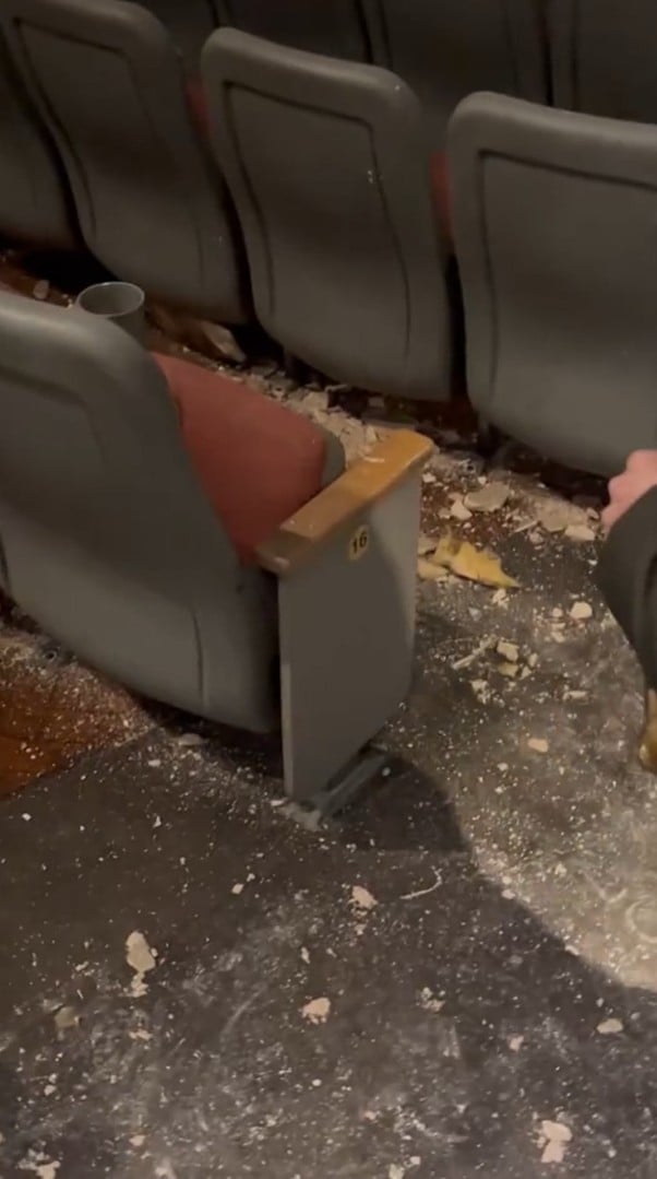 final destination ceiling