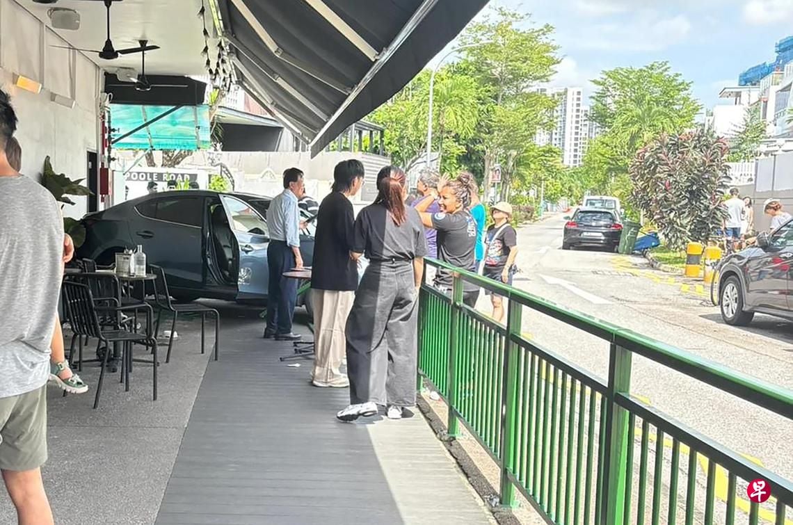 car reversing katong
