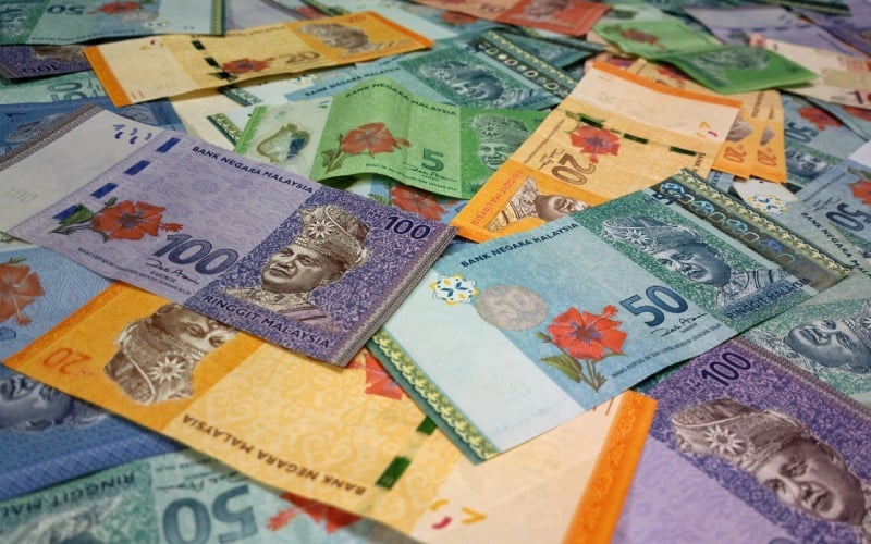 jackpot hotel room car plate