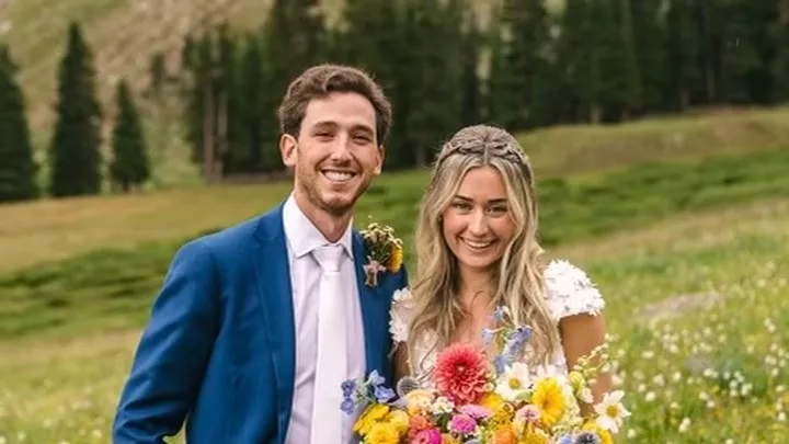 honeymoon lightning beach