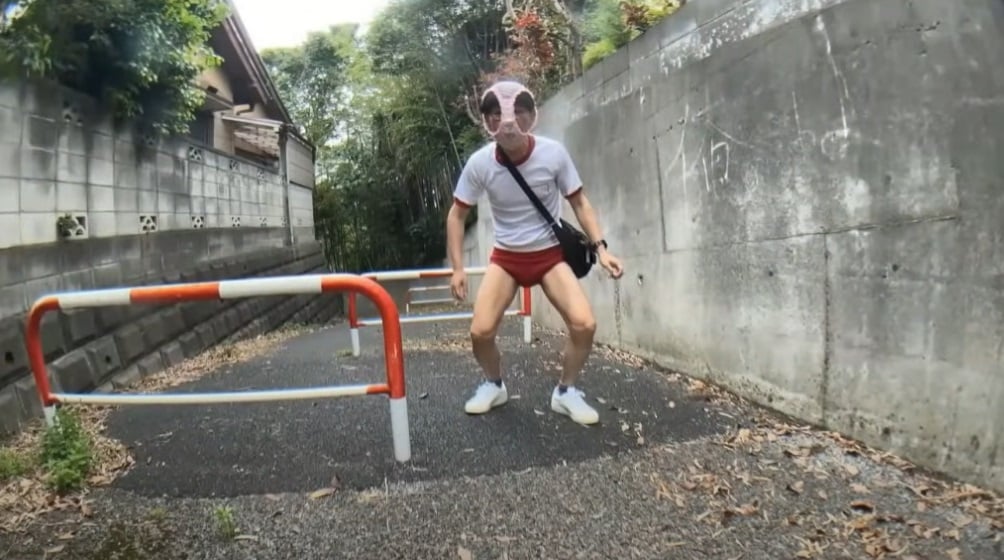 streamer japan arrested underwear livestream