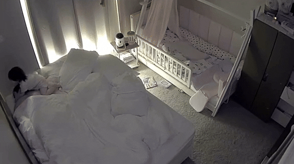 toddler saves dad diabetic attack (1)