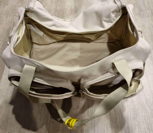 steals changi airport