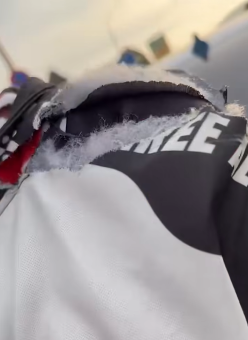 neck slashed kite string