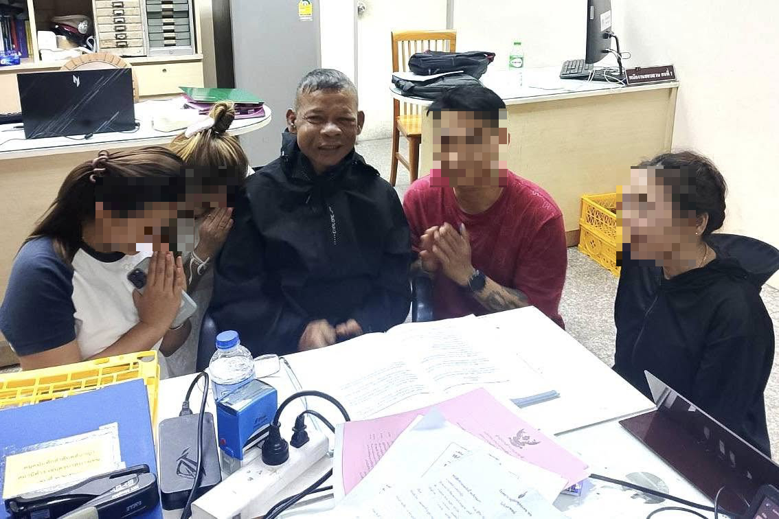 drunk driver police bars apology