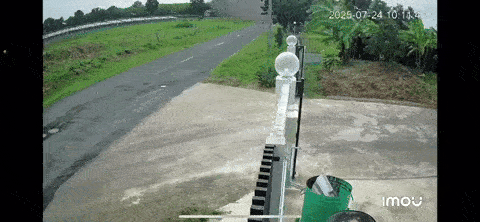 delivery rider rocket strikes