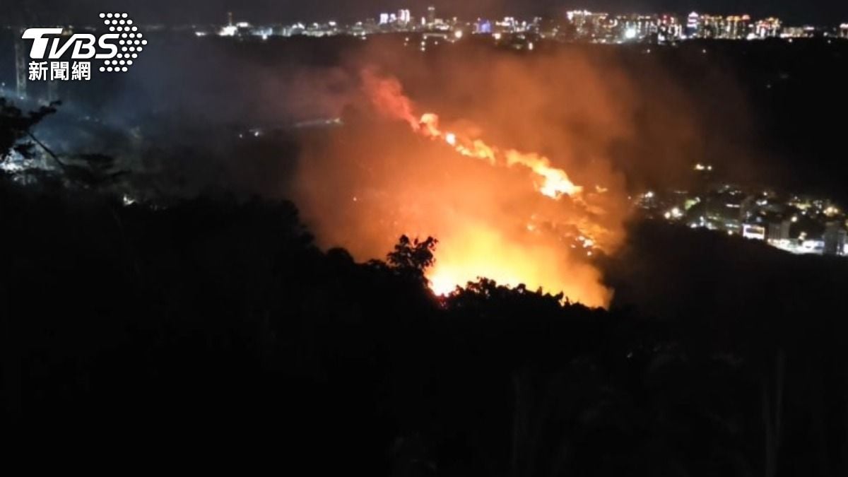 man electrocuted power tower