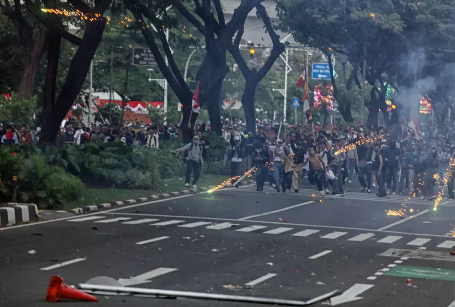 man police vehicle jakarta
