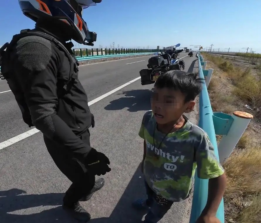 father son highway abandoned