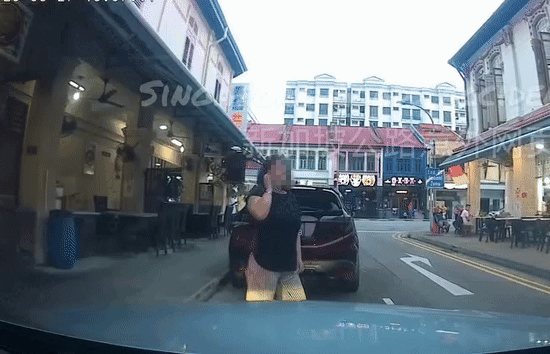 geylang woman parking