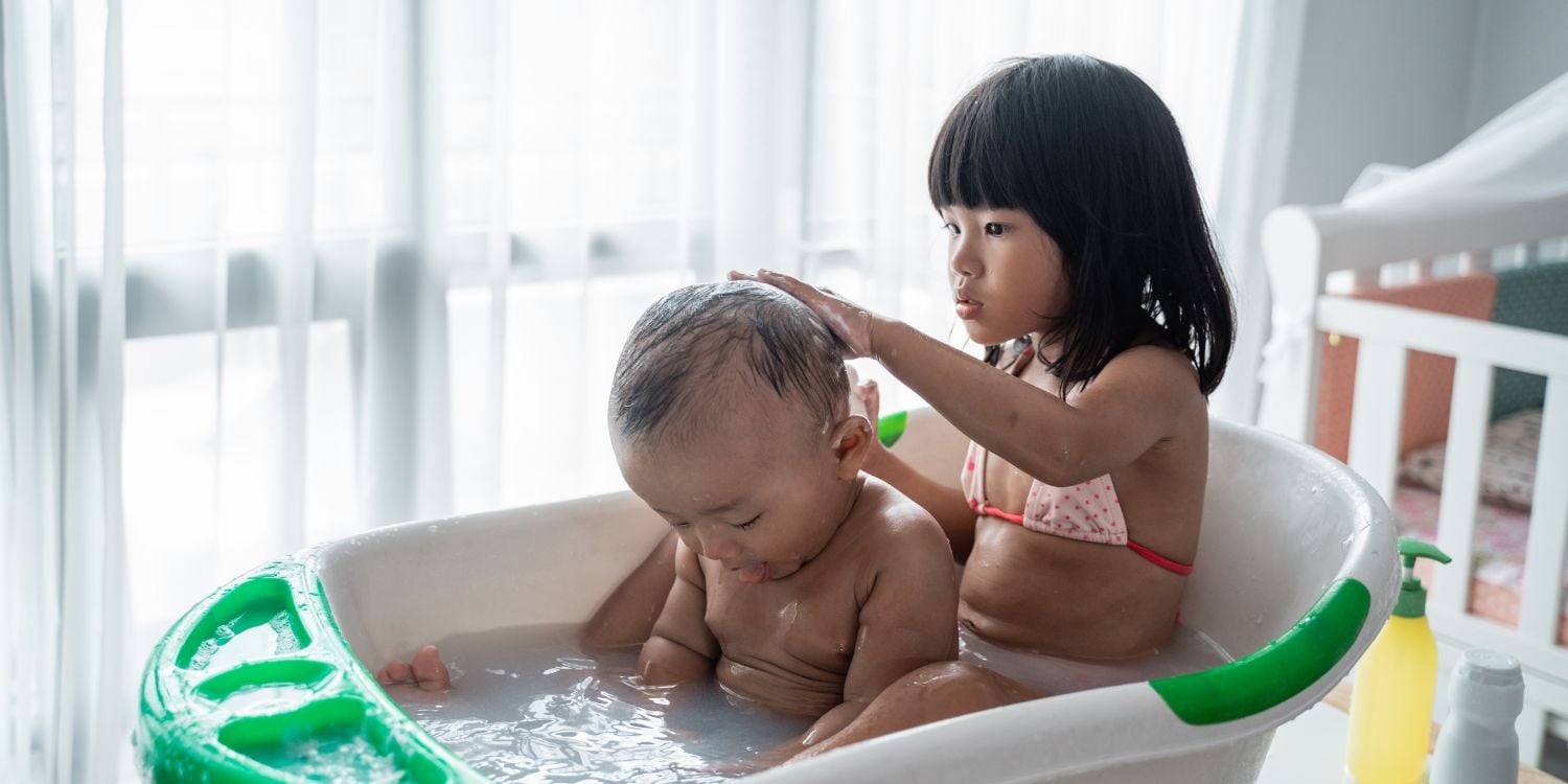 husband showers with sister