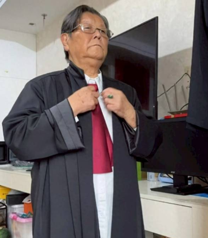 mother defend son court