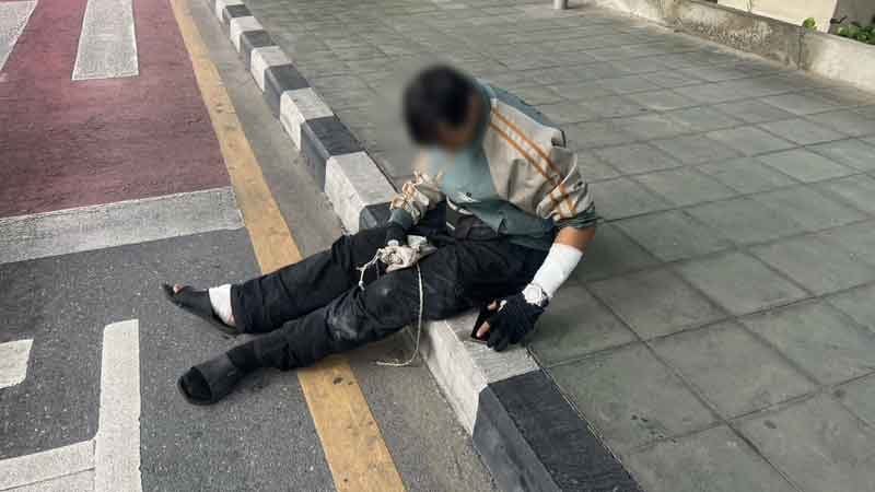 passenger rider overpass 