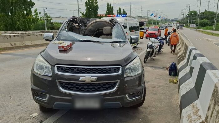 stray truck wheel car accident