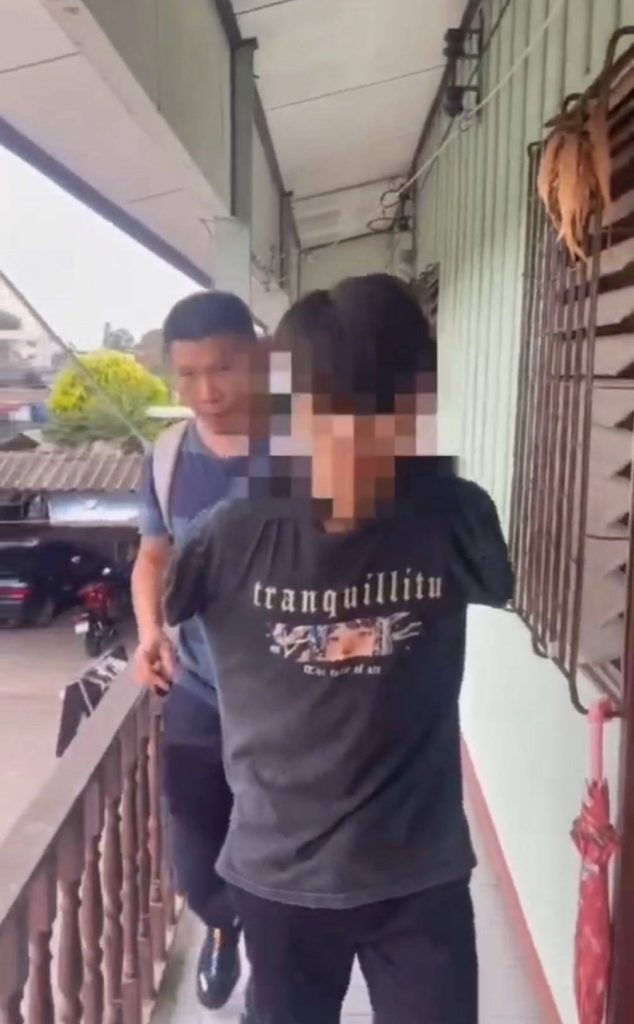 man ex-girlfriend sexual advances