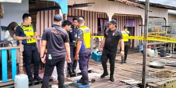 woman son food poisoning