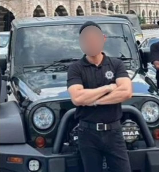 singaporean assaulting driver