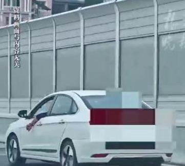 man arm crushed china