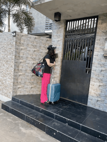 woman man home marry