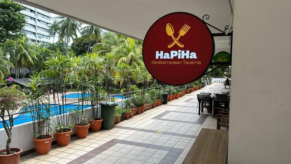 scammers school staff