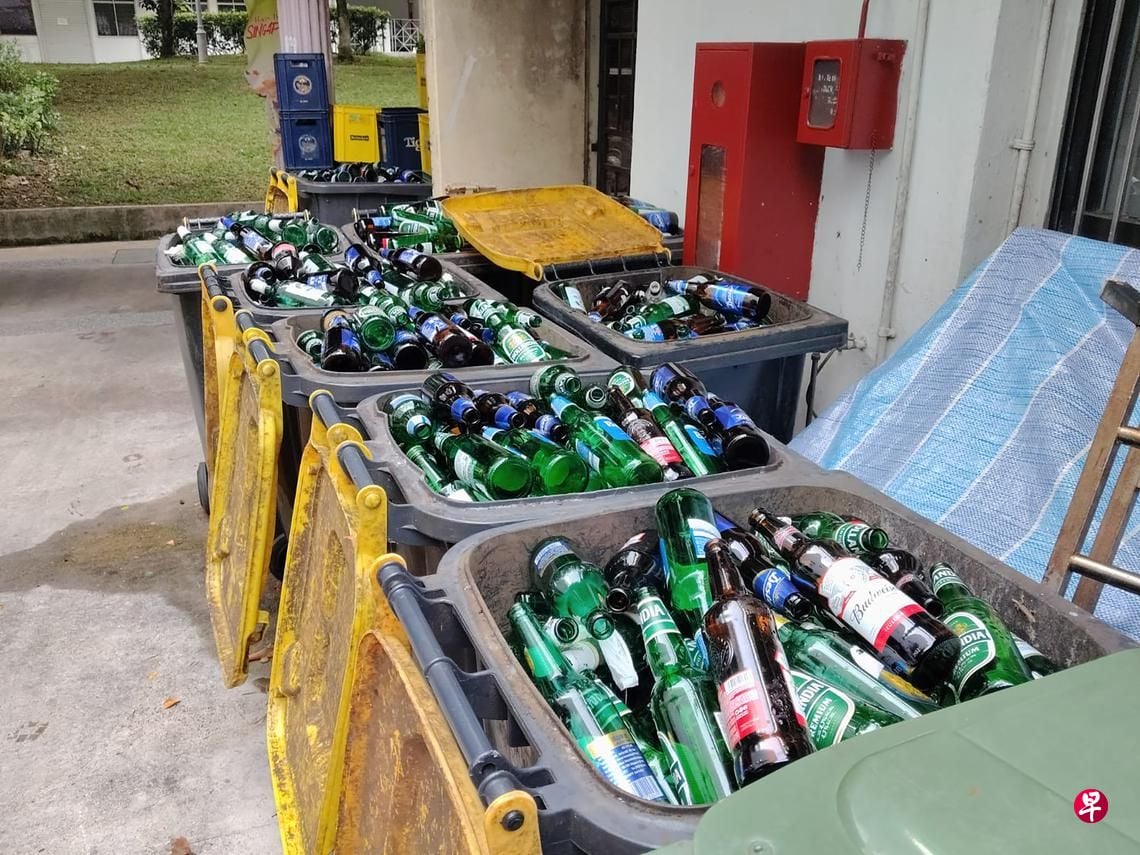 beer bottles recycling
