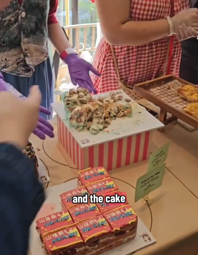 cake picnic singapore