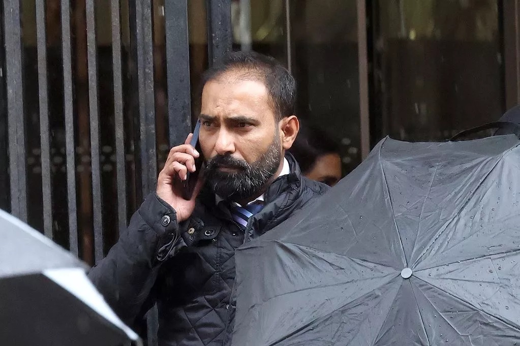 doctor operation sex nurse hearing